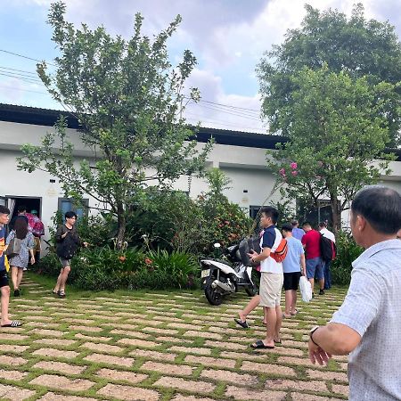 Suoi Rao Valley - Cach Ho Tram 17Km Bà Rịa Eksteriør bilde